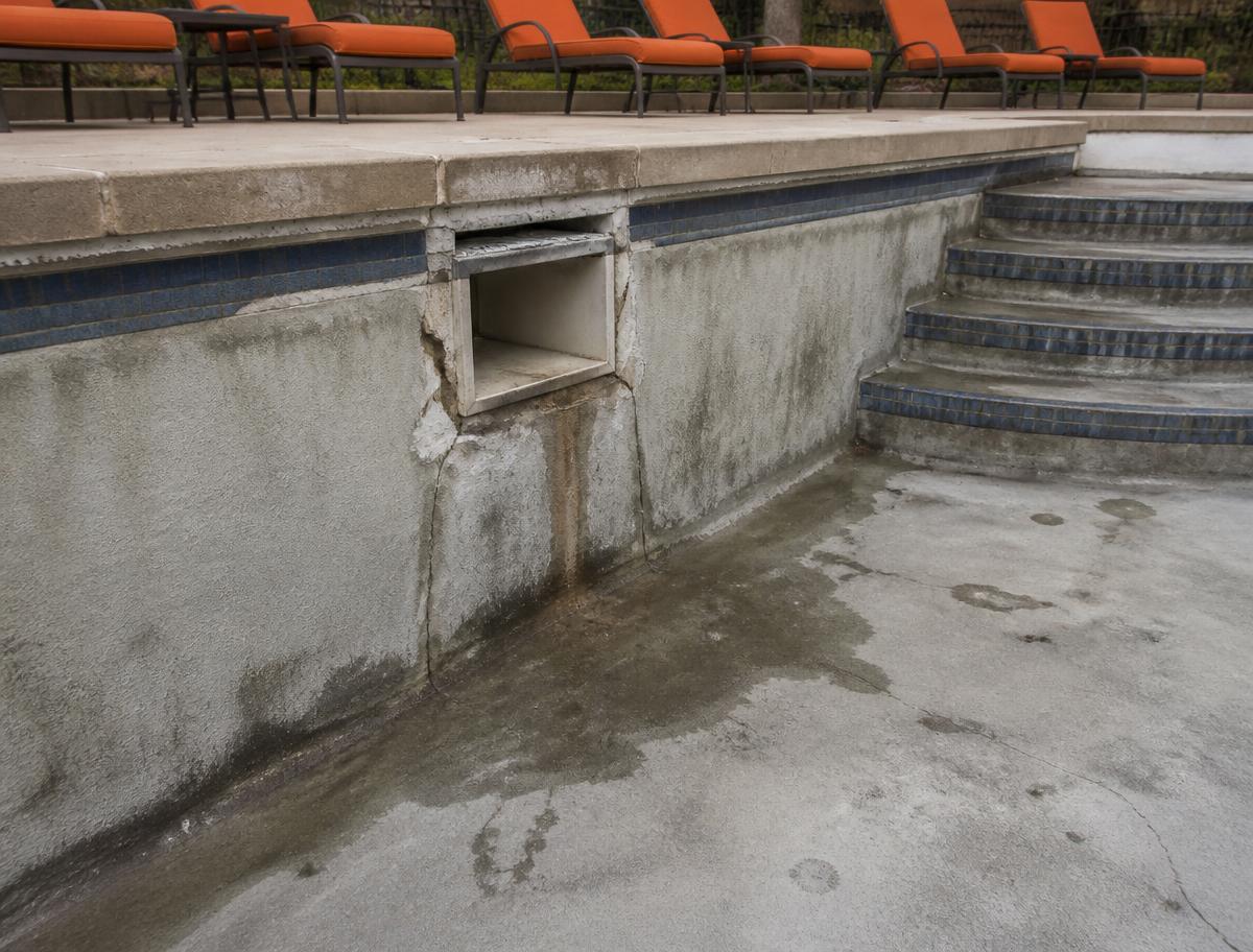 Caso 3 — Piscina datata — prima